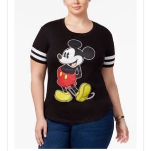Disney Trendy Plus Size Mickey Graphic T-Shirt